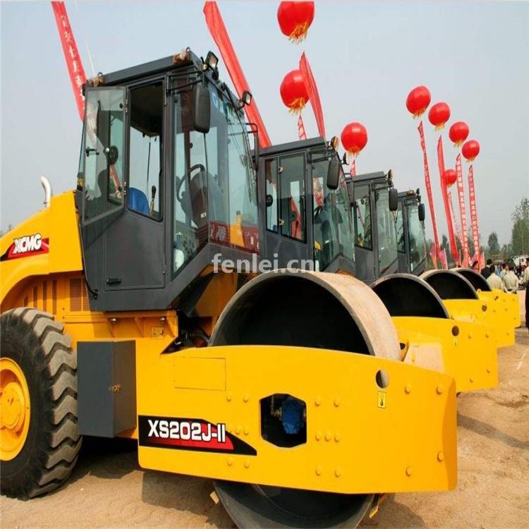 泰安龙工二手压路机交易市场 23二手压路机九成新